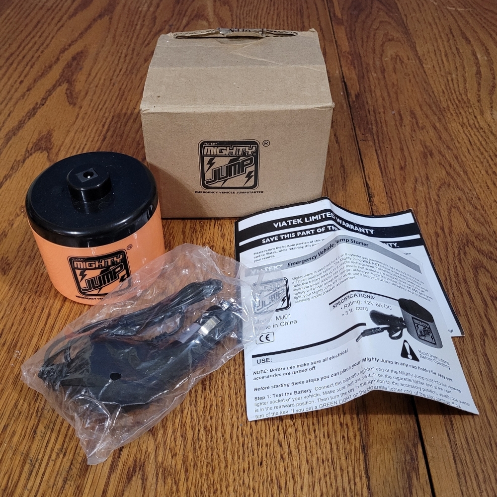 ViaTek Mighty Jump Emergency Vehicle Jumpstarter As Seen on TV NEW IN BOX